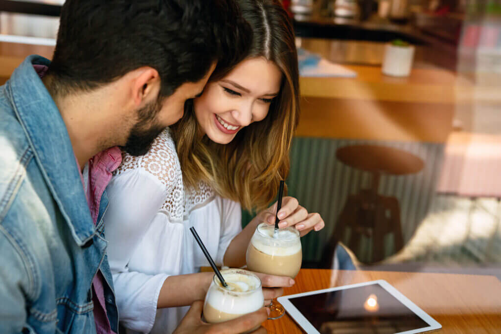 Are Online Relationships True Love?