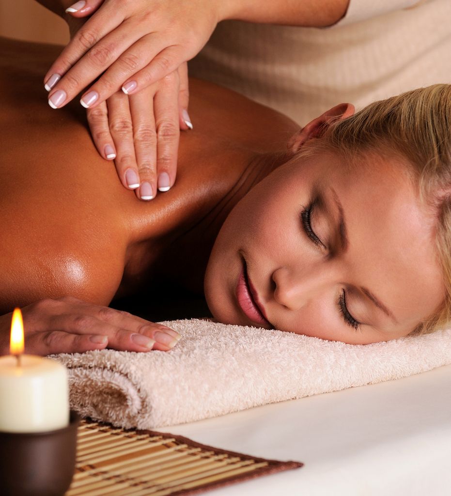What Are the Health and wellness Conveniences of a Hot Stone Massage?
